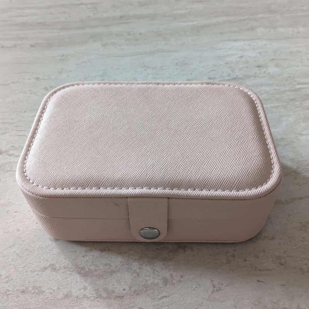 Pink Jewelry Box - Picture 3 of 4